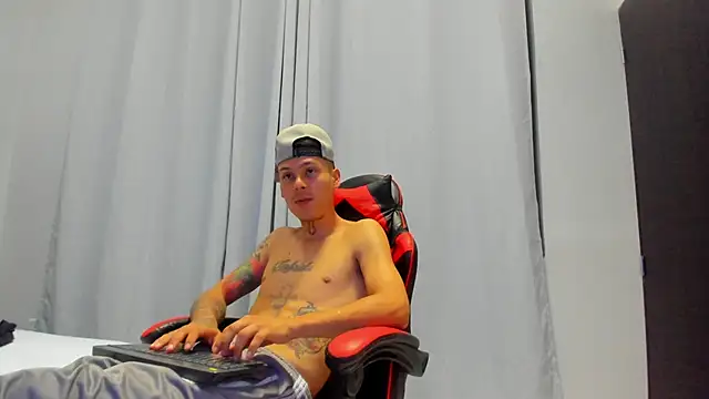 Ethan Wolfe online show from 03/03/26, 04:57