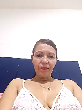 celeste kiss  online show from 04/11/26, 04:17