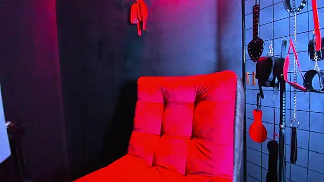 Antonella fox bdsm online show from 03/05/26, 08:05