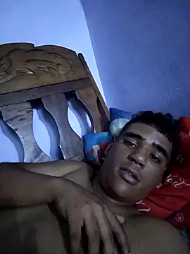 Snapshot of luis230436 chatting on 04/07/26, 04:40 luis230436 online show from 04/07/26, 04:40