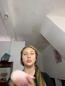 SamanthaVega  online show from 03/19/26, 04:55