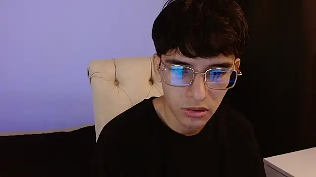 Snapshot of noah_millerx chatting on 07/24/26, 09:35 noah millerx online show from 07/24/26, 09:35