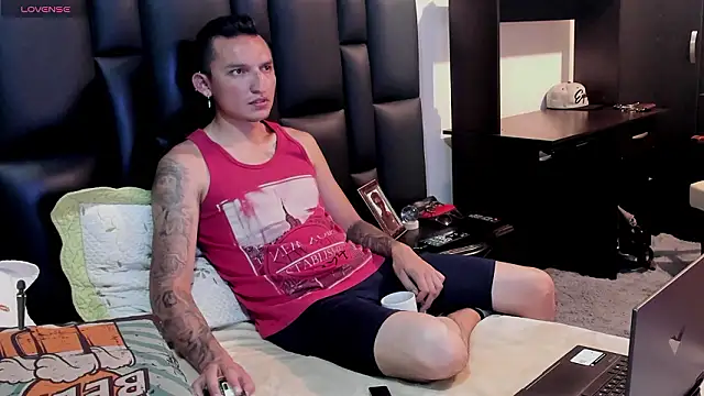 Mike Waters online show from 03/05/26, 09:44