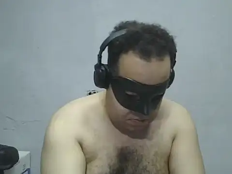 UrsoBissexualPauGrosso online show from 04/07/26, 01:28