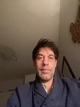 Alessandro7979 online show from 03/19/26, 01:53