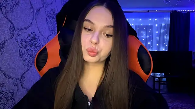 AkikoAnkrom online show from 02/26/26, 09:03