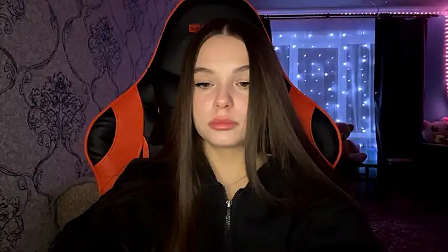 AkikoAnkrom online show from 03/01/26, 09:17