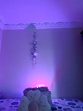 LunaBlaise online show from 07/20/26, 06:49