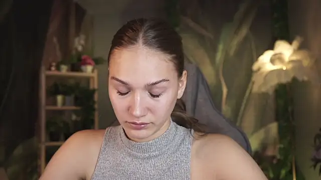 Sweet Emilya online show from 06/09/26, 07:09