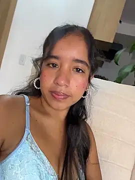 Victoria arcos online show from 03/12/26, 02:45