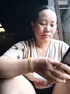 Lindxx-hot online show from 04/12/26, 09:36