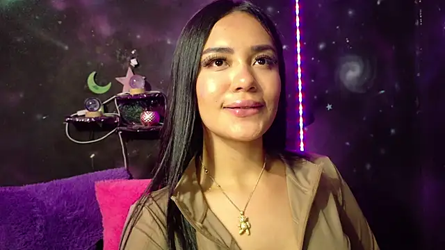 Snapshot of ValentinaRojass_ chatting on 05/21/26, 08:16 ValentinaRojass online show from 05/21/26, 08:16