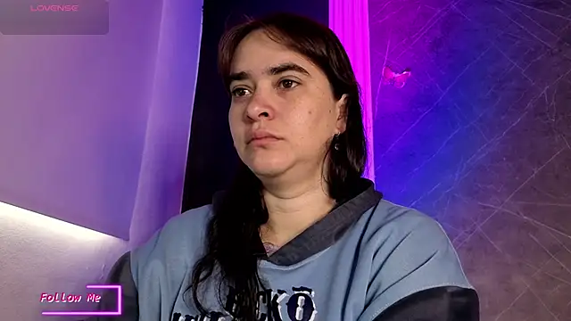 Snapshot of _VALERIAGOMEZ chatting on 06/11/26, 12:47 VALERIAGOMEZ online show from 06/11/26, 12:47