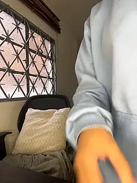 LilyRossi  online show from 07/21/26, 12:51
