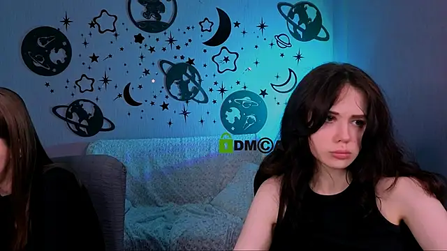 Snapshot of chloe_ley chatting on 06/21/26, 10:56 chloe ley online show from 06/21/26, 10:56