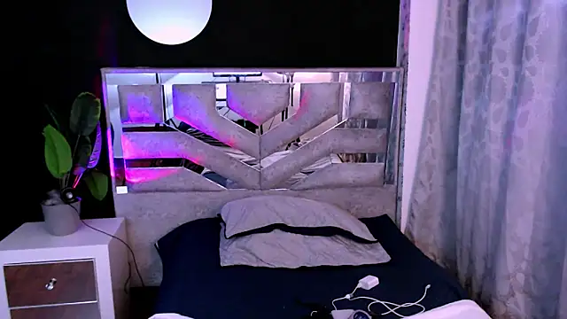 Sofiazaf  online show from 04/22/26, 12:50