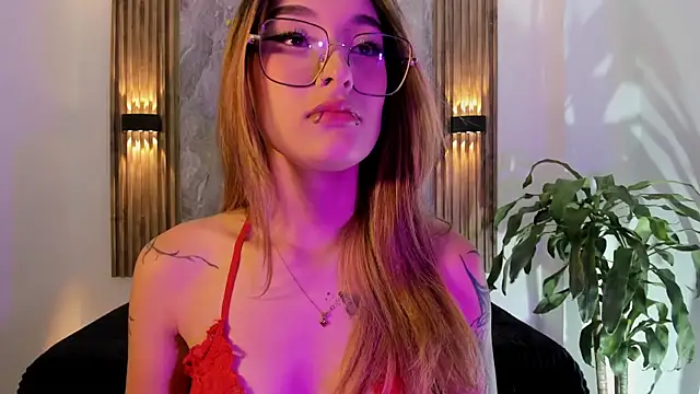 Melodylanee online show from 06/05/26, 11:05