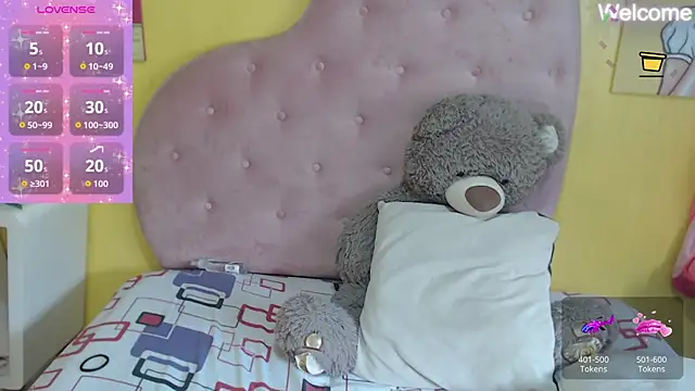 Sophiiee Gray online show from 05/28/26, 03:09