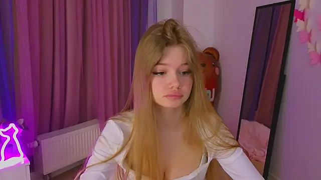 belrinaa online show from 04/24/26, 08:55