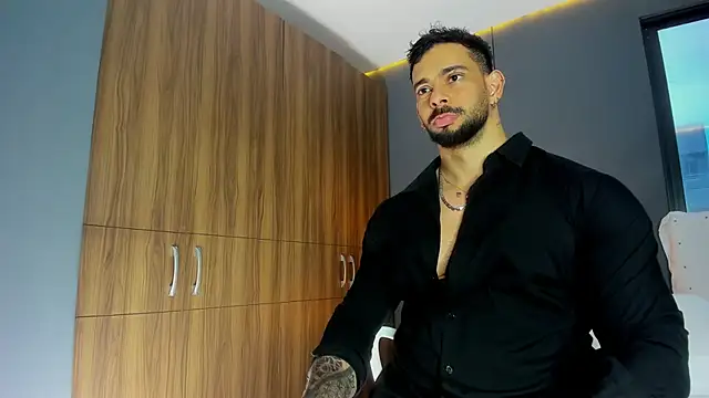 massimo visconti online show from 04/19/26, 08:11