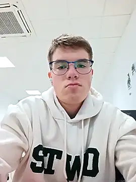 Alejandro27003 online show from 02/27/26, 10:26