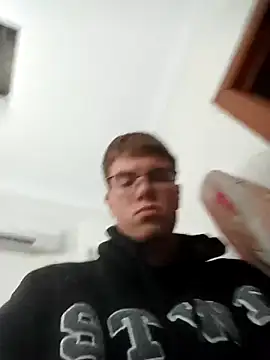 Alejandro27003 online show from 03/05/26, 07:54