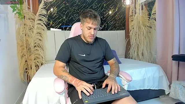 keane lee  online show from 03/21/26, 12:10