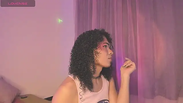 V-nus online show from 04/06/26, 01:47