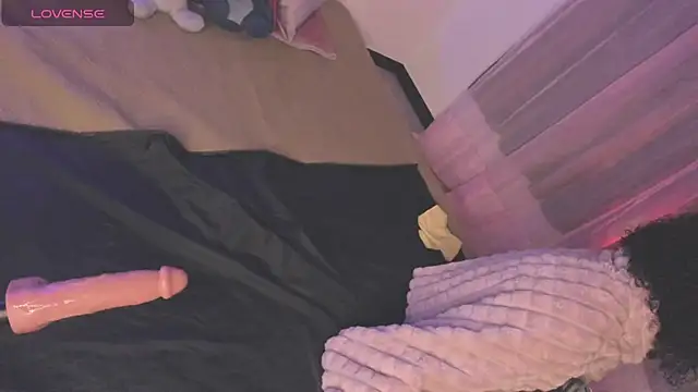 V-nus online show from 04/06/26, 04:46