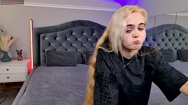 Bambi Bloom online show from 03/02/26, 07:15