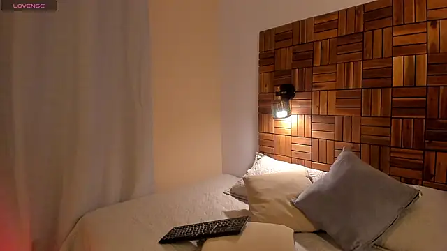 ambaar  1 online show from 04/16/26, 10:12