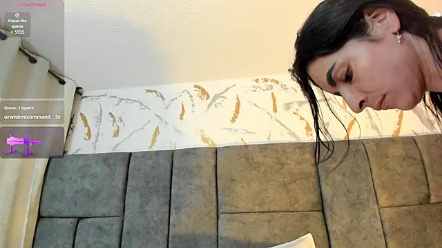 Samantha Velle online show from 05/16/26, 02:19