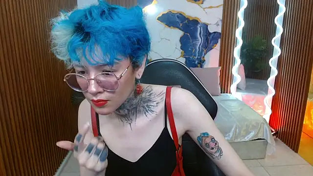 Lyra tay online show from 03/03/26, 06:58