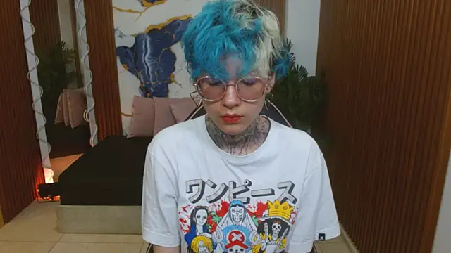 Lyra tay online show from 04/14/26, 08:26