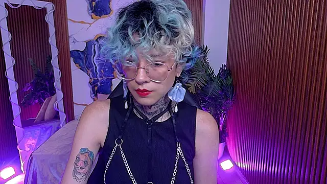 Lyra tay online show from 06/08/26, 07:03