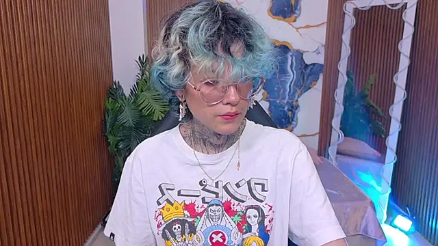 Lyra tay online show from 06/10/26, 07:24