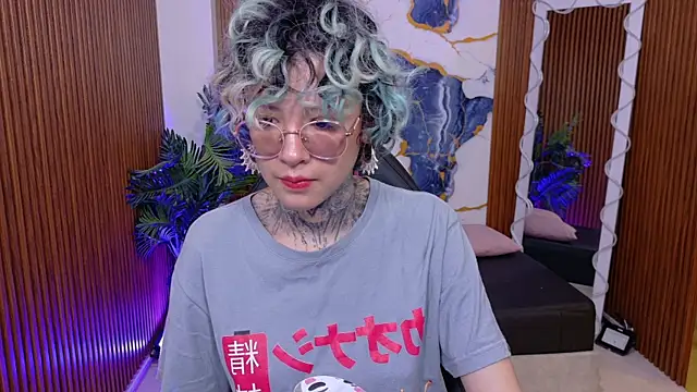 Lyra tay online show from 07/23/26, 07:12