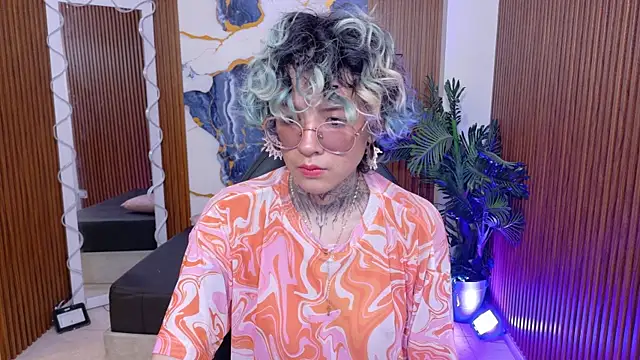 Lyra tay online show from 07/24/26, 07:01