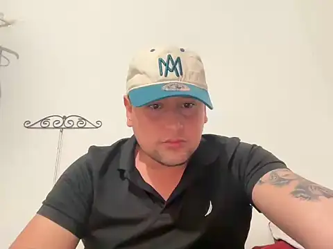 Snapshot of Oscar6867 chatting on 02/27/26, 07:19 Oscar6867 online show from 02/27/26, 07:19