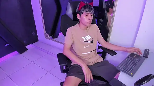 DeilanWolf online show from 03/03/26, 04:18