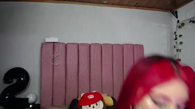 SaraLjordad online show from 04/27/26, 07:45