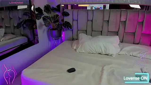 PaulinaLopez  online show from 03/13/26, 09:10