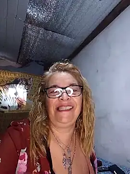 momismilf544 online show from 05/07/26, 02:22