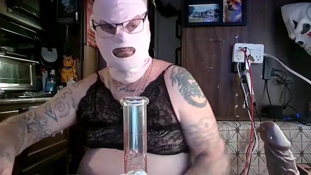 Snapshot of Sissycuck256 chatting on 02/27/26, 04:07 Sissycuck256 online show from 02/27/26, 04:07