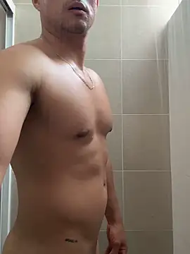 David-latinlover online show from 05/01/26, 09:19