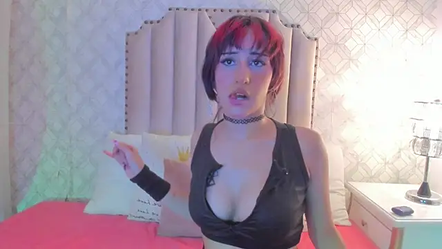 mika doll online show from 04/08/26, 02:44