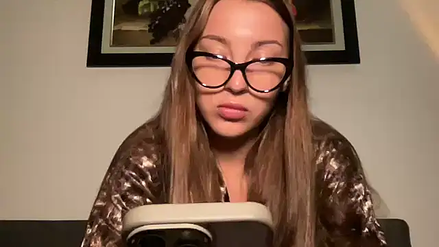 Snapshot of Kit_kata chatting on 03/18/26, 06:55 Kit kata online show from 03/18/26, 06:55