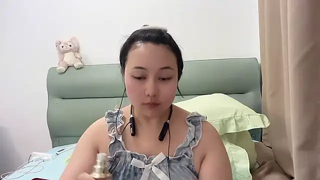 Susu-36E online show from 05/26/26, 10:00