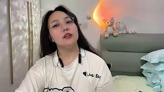 Snapshot of Susu-36E chatting on 06/19/26, 08:23 Susu-36E online show from 06/19/26, 08:23