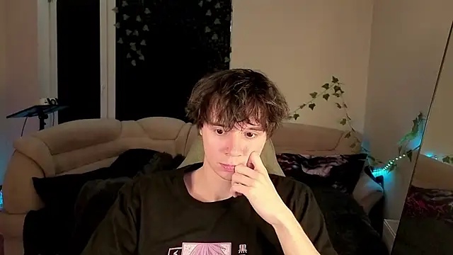 Snapshot of AnthonyCuutie chatting on 05/08/26, 01:16 AnthonyCuutie online show from 05/08/26, 01:16